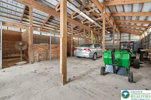 7112 Country Spring Rd, Lowhill Twp, PA 18066 - Photo 4