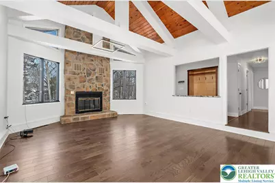 7112 Country Spring Road, Lowhill Twp, PA 18066 - Photo 8