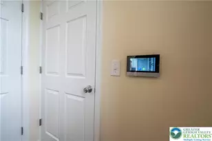 418 W Race St, Pottsville, PA 17901 - Photo 8