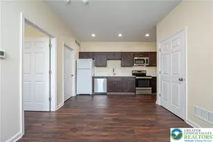 418 W Race St, Pottsville, PA 17901 - Photo 4