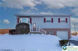 511 Faith Dr, Catasauqua Boro, PA 18032 - Photo 1