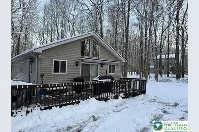 122 Spencer, Penn Forrest, PA 18210 - Photo 2