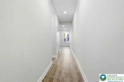 109 S Centre Street #4, Pottsville, PA 17901 - Photo 2