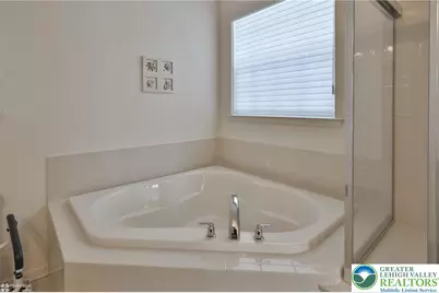 2064 Kingsview Road, Lower Macungie Township, PA 18062 - Photo 58