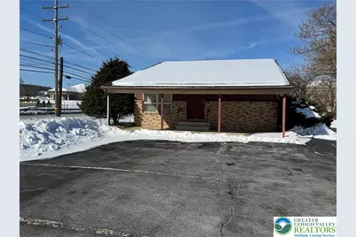 2 Princeton Avenue, Spring Township, PA 19609 - Photo 4