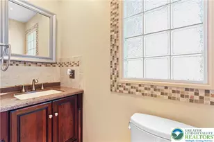 107 Stonecrest Dr, Moosic, PA 18507 - Photo 18