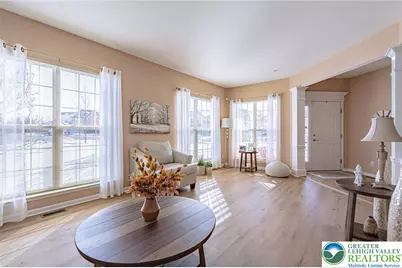 8542 Mayfair Court, Upper Macungie Township, PA 19031 - Photo 12