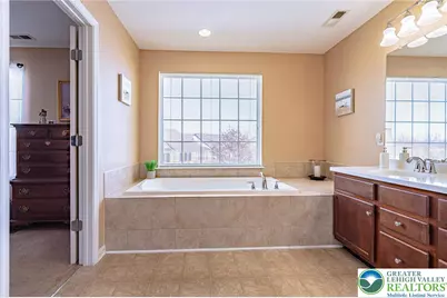 8542 Mayfair Court, Upper Macungie Township, PA 19031 - Photo 34