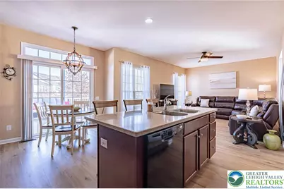 8542 Mayfair Court, Upper Macungie Township, PA 19031 - Photo 22