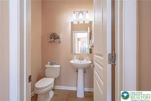 8542 Mayfair Ct, Upper Macungie Township, PA 19031 - Photo 24