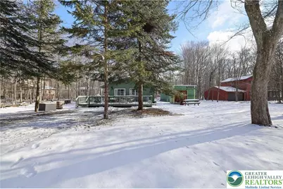 9379 Fairmount Way, Tobyhanna, PA 18466 - Photo 2