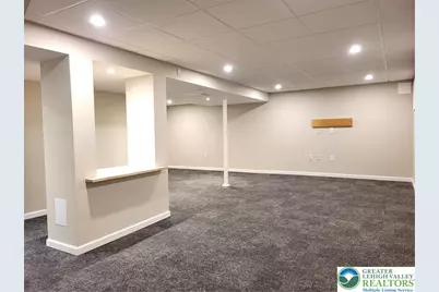 1425 Roselawn Drive, Hanover Twp, PA 18017 - Photo 14