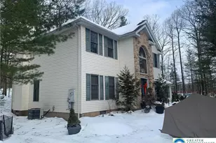 25 Rollingwood Trail, Chestnuthill Twp, PA 18353 - Photo 2