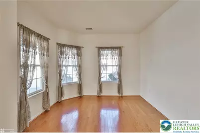 13 Devonshire Drive, Easton, PA 18045 - Photo 8