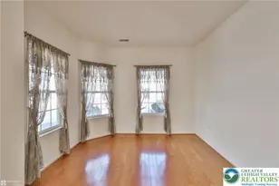 13 Devonshire Dr, Easton, PA 18045 - Photo 8