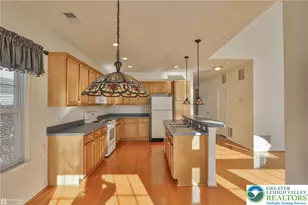 13 Devonshire Dr, Easton, PA 18045 - Photo 34