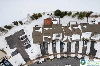 1048 Sparrow Way, Breinigsville, PA 18031 - Photo 40