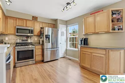 1048 Sparrow Way, Breinigsville, PA 18031 - Photo 18