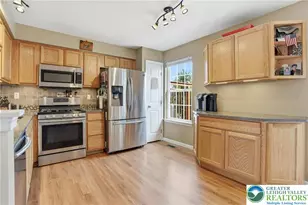 1048 Sparrow Way, Breinigsville, PA 18031 - Photo 18