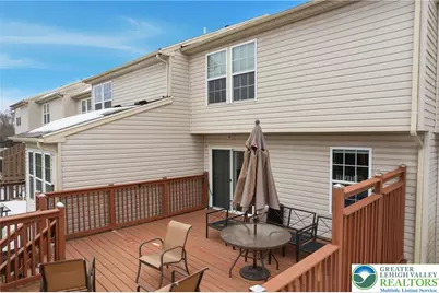 1048 Sparrow Way, Breinigsville, PA 18031 - Photo 32