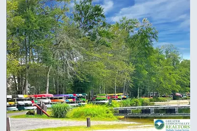 72 Creekview Drive E, Clifton Twp, PA 18424 - Photo 32