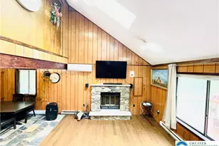 72 Creek View Dr E, Clifton Twp, PA 18424 - Photo 6