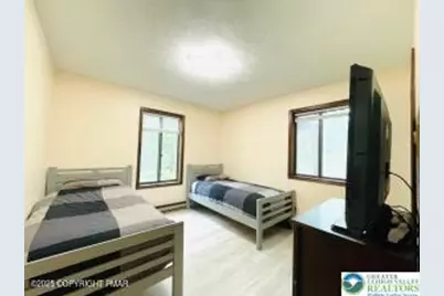 72 Creekview Drive E, Clifton Twp, PA 18424 - Photo 6