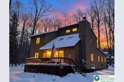 72 Creekview Drive E, Clifton Twp, PA 18424 - Photo 1