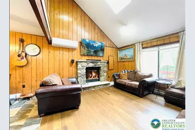 72 Creekview Drive E, Clifton Twp, PA 18424 - Photo 8