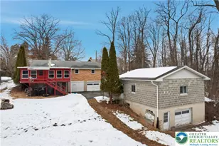 463 Linden St, Coopersburg Boro, PA 18036 - Photo 2