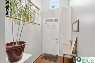 5200 Spring Ridge Dr, Macungie Boro, PA 18062 - Photo 4