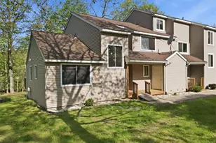 3301 Windermere Dr, Lehman Twp, PA 18324 - Photo 1