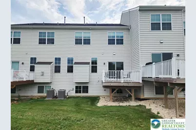 578 Gray Feather Way, Upper Macungie Township, PA 18104 - Photo 4