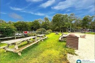 476 W Creek View Dr, Lackawanna, PA 18424 - Photo 14