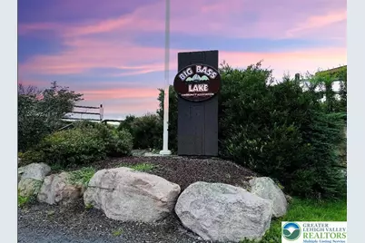 476 W Creek View Drive, Lackawanna, PA 18424 - Photo 6