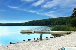 476 W Creek View Dr, Lackawanna, PA 18424 - Photo 20