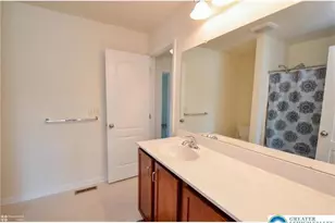 7550 Pioneer Dr, Lower Macungie, PA 18062 - Photo 10