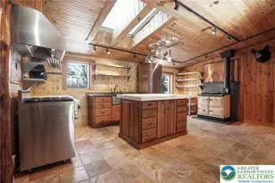 371 Green Tree Dr, Auburn, PA 17922 - Photo 6