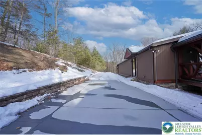 371 Green Tree Drive, Auburn, PA 17922 - Photo 18