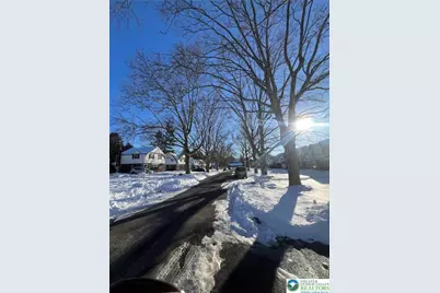 935 Buttonwood Street, Emmaus, PA 18049 - Photo 2