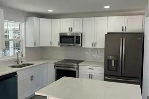 935 Buttonwood St, Emmaus, PA 18049 - Photo 8