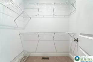 5397 Red Oak Dr, Upper Saucon Township, PA 18036 - Photo 8