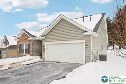 5424 Traditions Drive, Coopersburg, PA 18036 - Photo 2