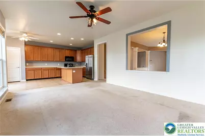 8524 Mayfair Court, Upper Macungie Township, PA 18031 - Photo 18