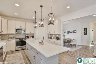 1071 Lisa Lane, Easton, PA 18045 - Photo 18