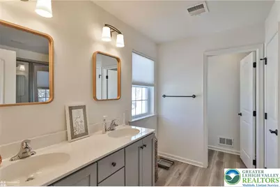 1071 Lisa Lane, Easton, PA 18045 - Photo 42