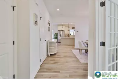 1071 Lisa Lane, Easton, PA 18045 - Photo 8