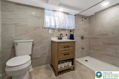 5547 Roosevelt Street, Whitehall, PA 18052 - Photo 44