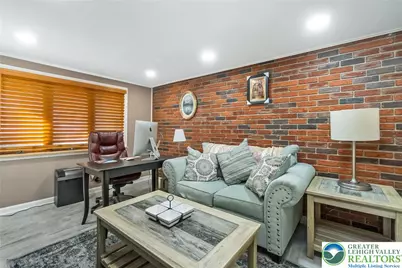 5547 Roosevelt Street, Whitehall Twp, PA 18052 - Photo 8