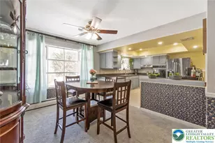 5547 Roosevelt St, Whitehall, PA 18052 - Photo 12